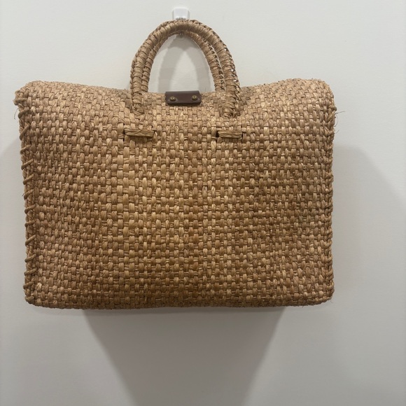 Vintage Woven Straw Tote with Whale Accents made in Mexico - Picture 2 of 6